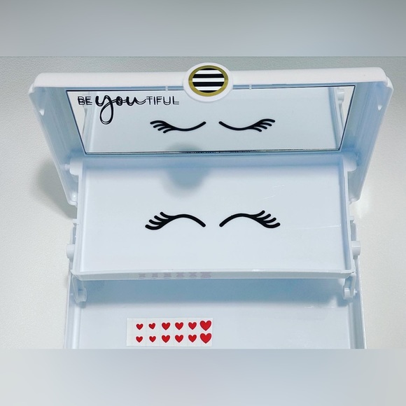 Personalized self care make up kits with your choice of affirmation on mirror - Picture 4 of 5